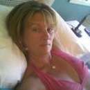 Sensual Debee Seeks Lesbian Love in Mankato
